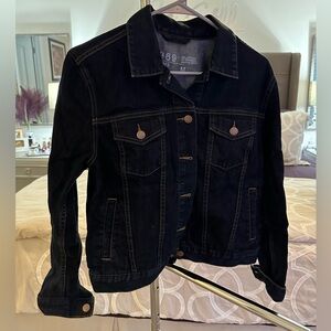 Dark Denim Jean Jacket!